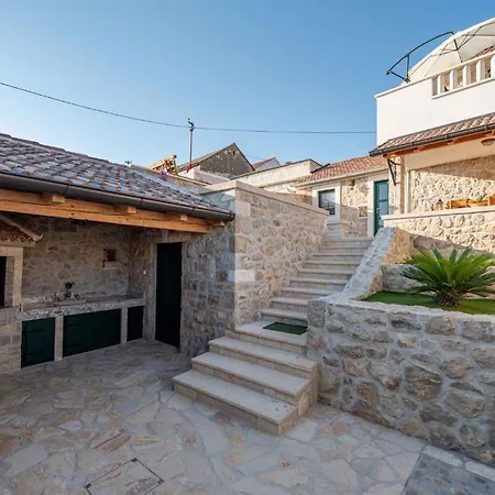 Holiday In - Zadar Riviera 43105 Feriehus *